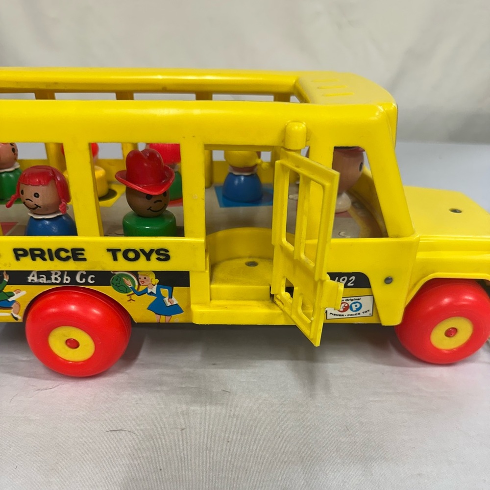 Vintage Fisher Price School Bus - Picture 2 of 10